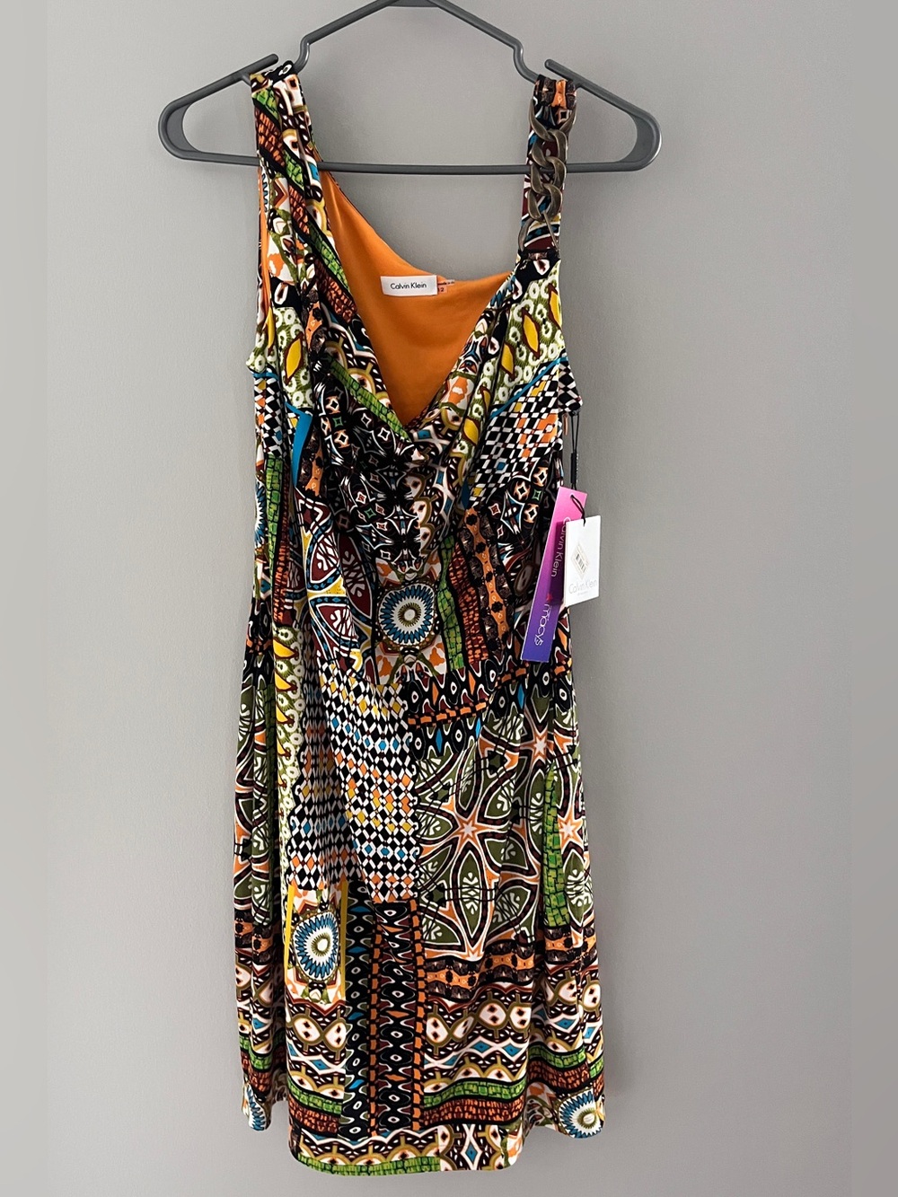 NWT Calvin Klein Sleeveless Multicolor Patterned Dress With Stunning Chain Strap